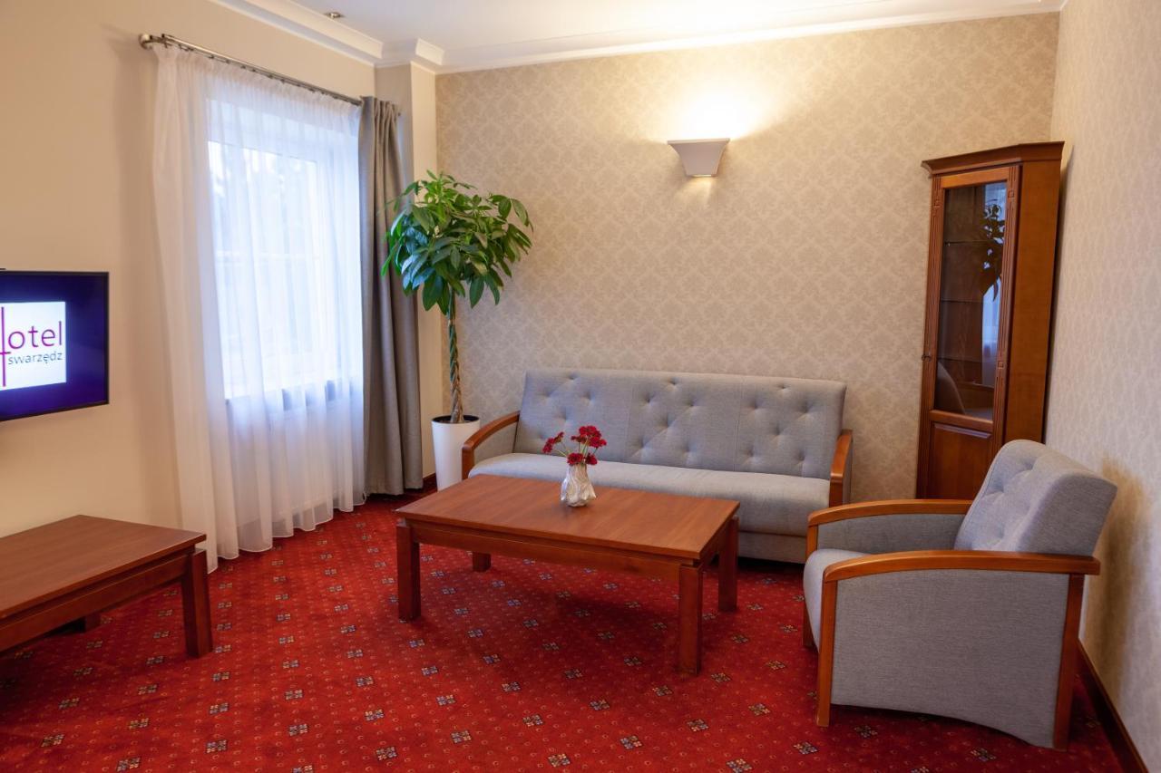 Eurohotel Swarzedz Bagian luar foto