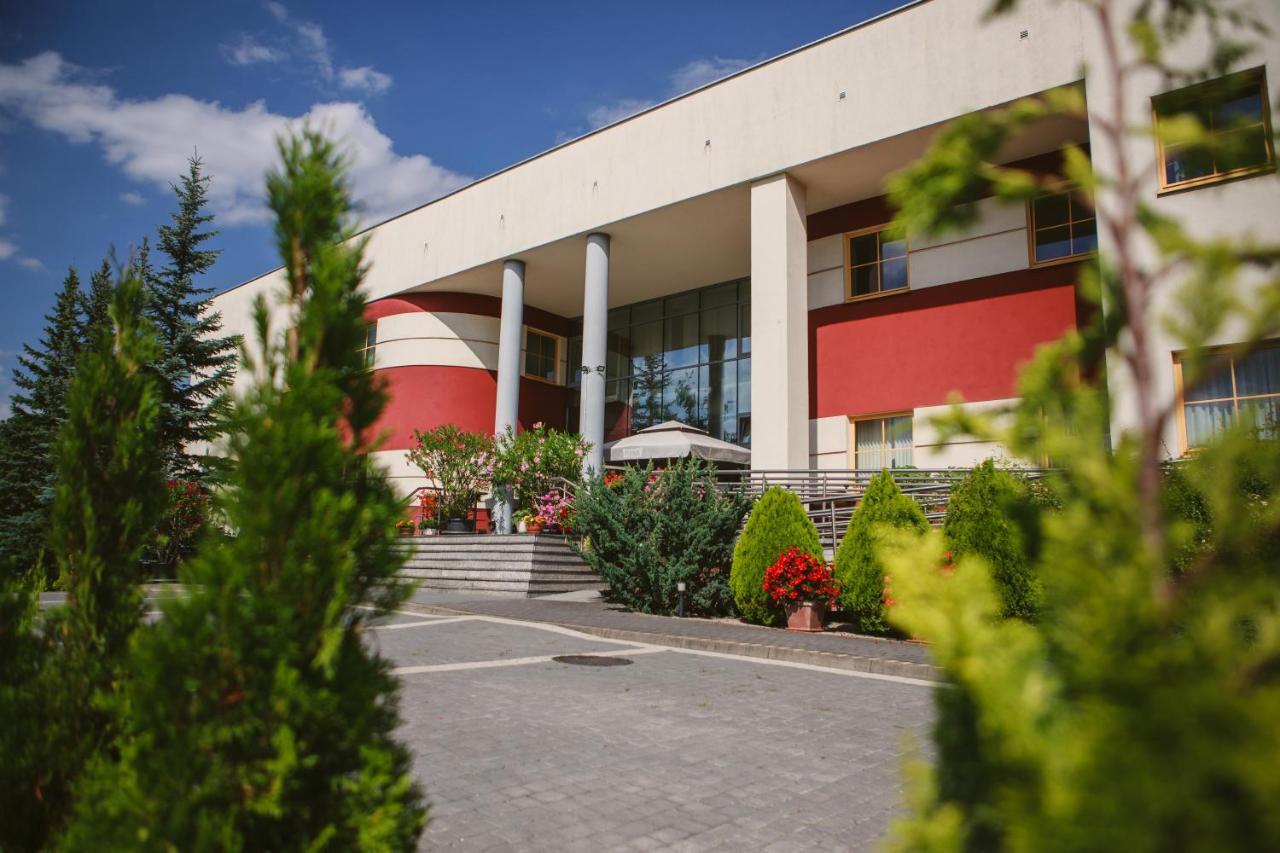 Eurohotel Swarzedz Bagian luar foto