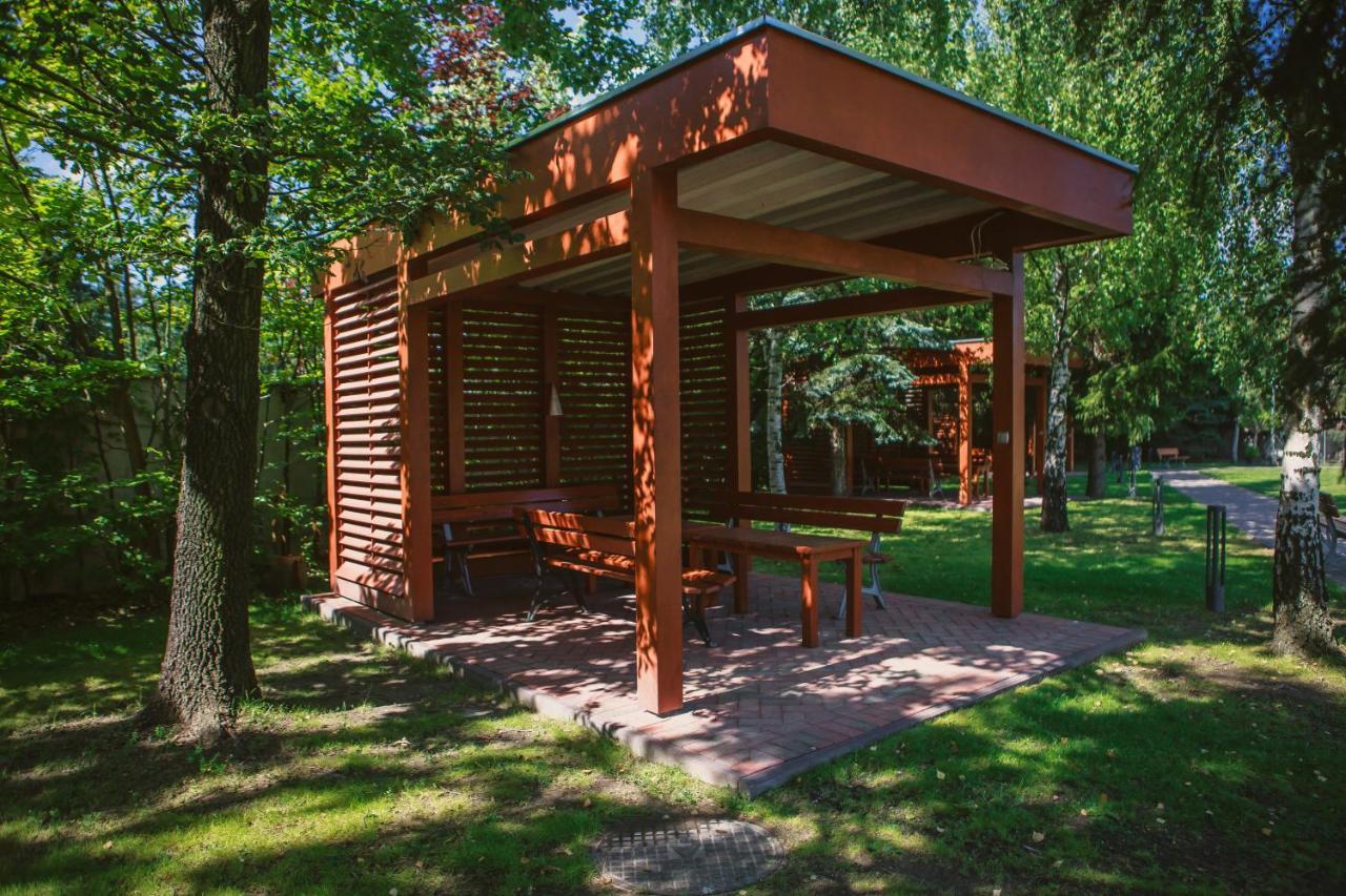 Eurohotel Swarzedz Bagian luar foto